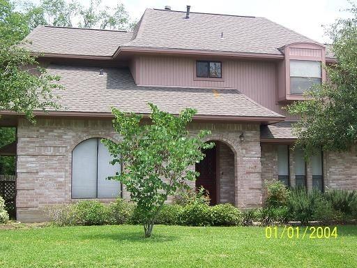 8719 Bent Tree Dr - Photo 2 of 3