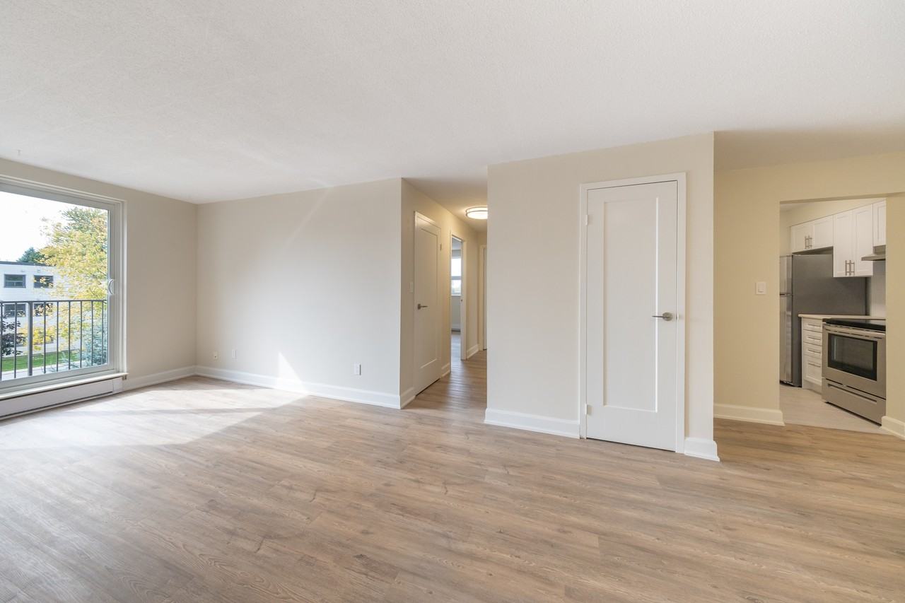 The Huron Apartments - Photo 2 of 12