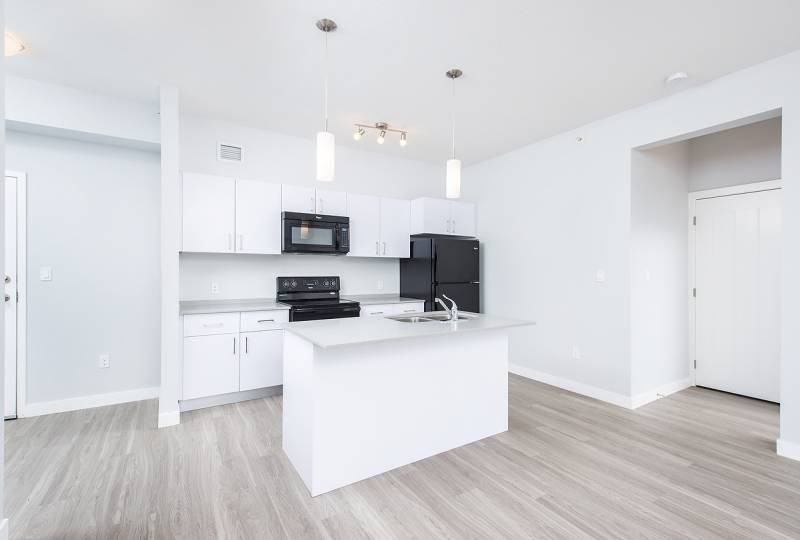 Windsor Place Apartments - Photo 3 of 28