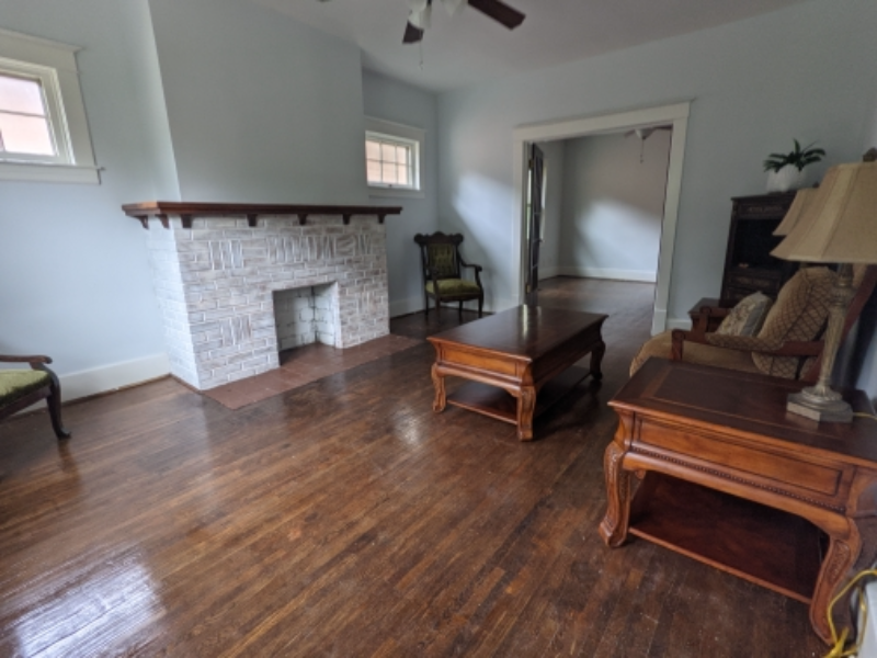 319 S Galt Ave - Photo 2 of 13