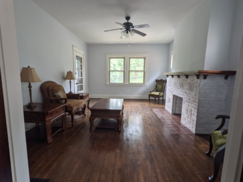 319 S Galt Ave - Photo 3 of 13