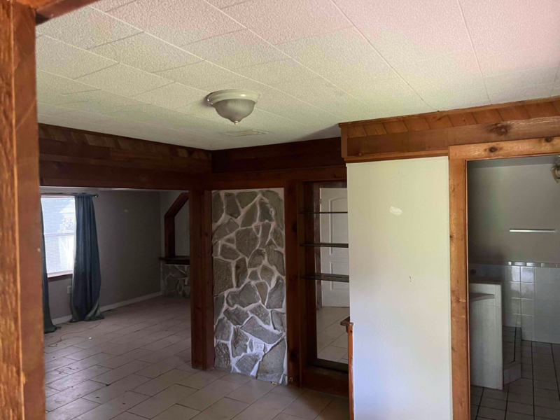 6901 Hudson Ave - Photo 3 of 15