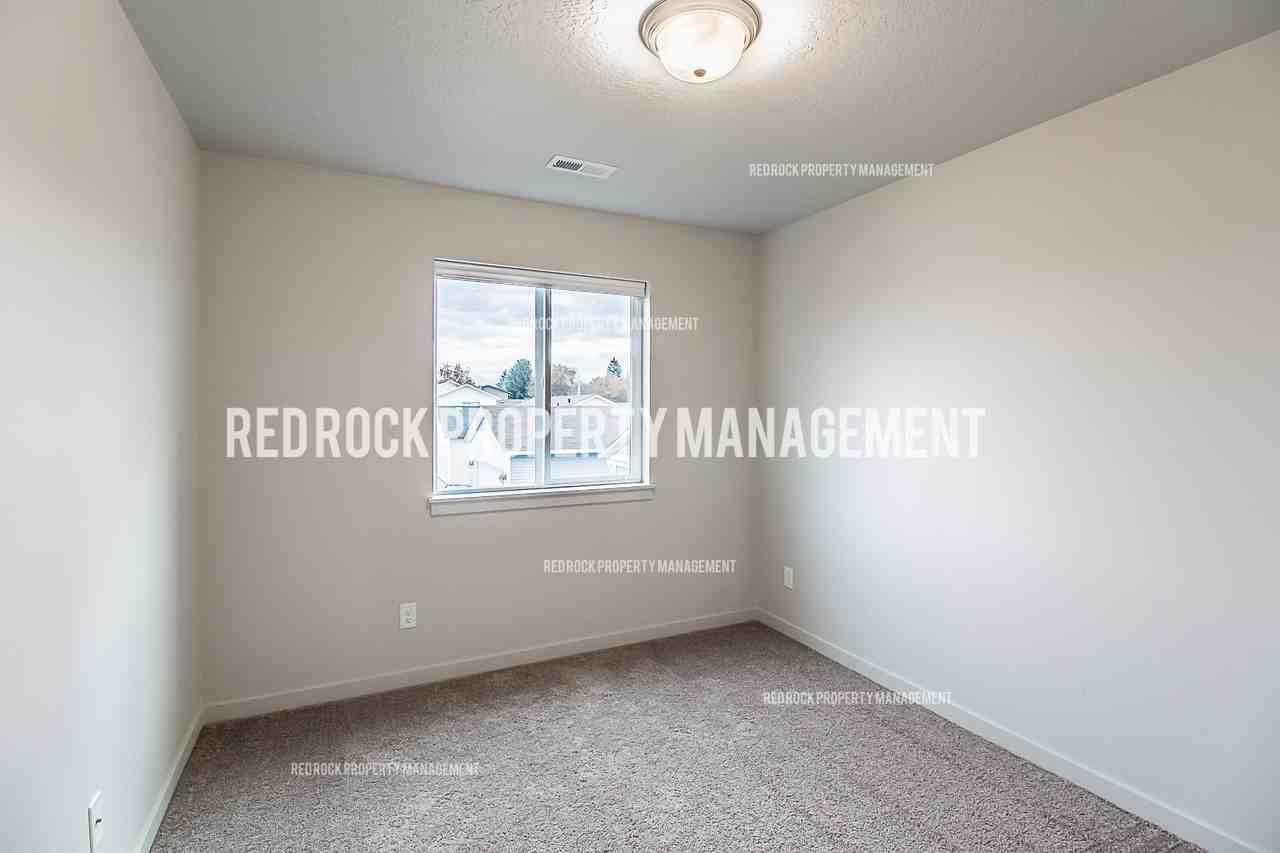 201 S Woodlawn Ln #1 - Photo 7 of 36