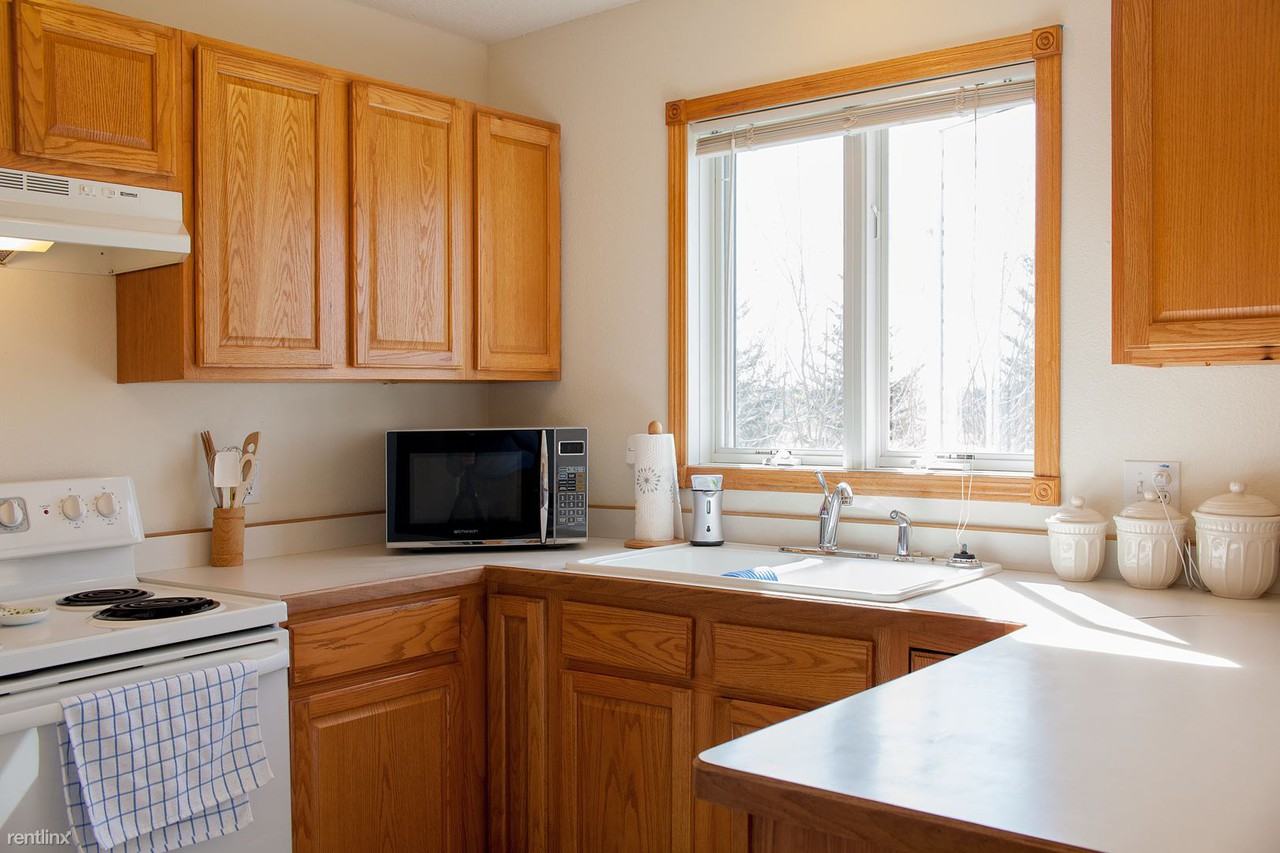 433 15th Ave - Photo 2 of 9