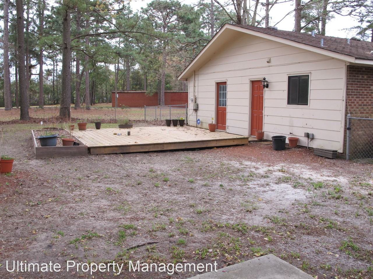 402 Kingston Rd - Photo 3 of 15