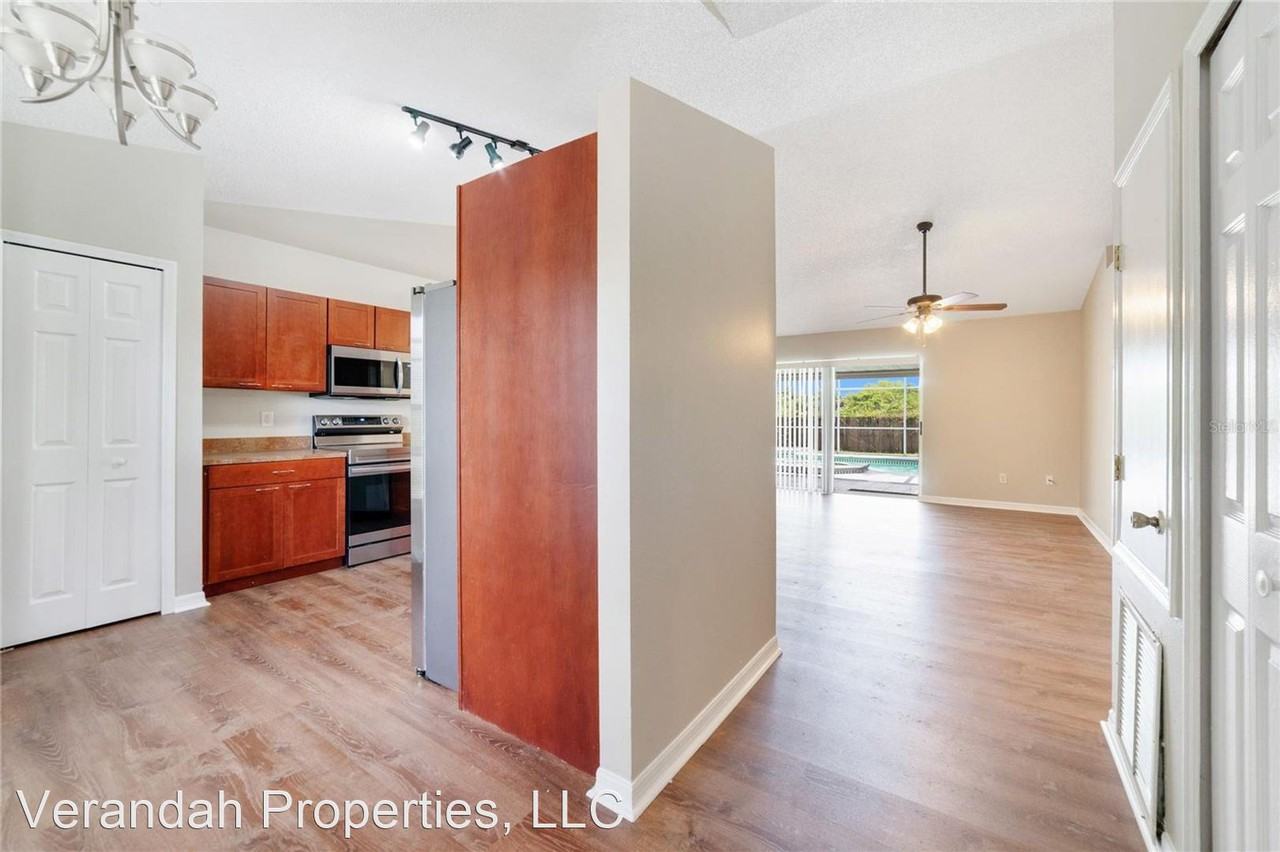 6153 Lokey Dr - Photo 3 of 26