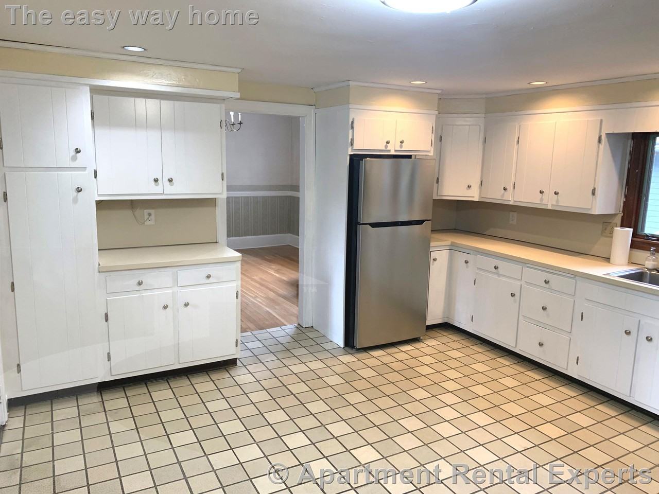 53 Oakland St #2 - Photo 3 of 11