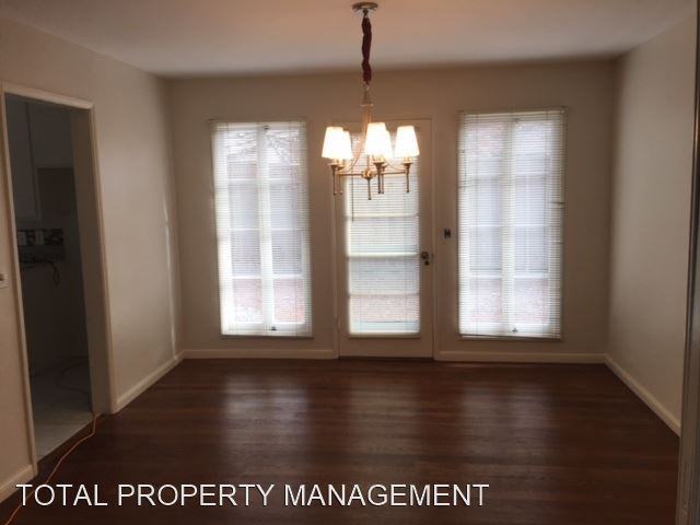 1125 Windsor Way - Photo 3 of 8