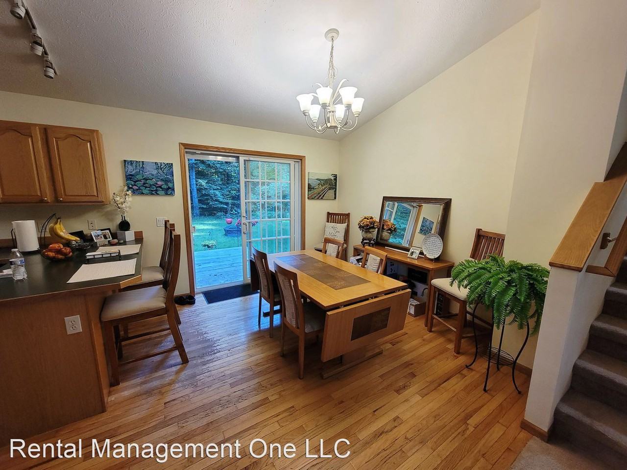 9814 Bobbys Trl - Photo 3 of 18