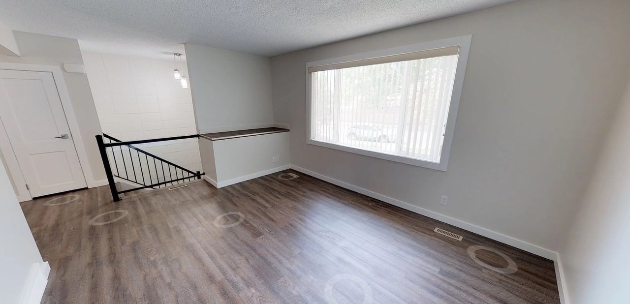 1416 9 St N - Photo 7 of 16