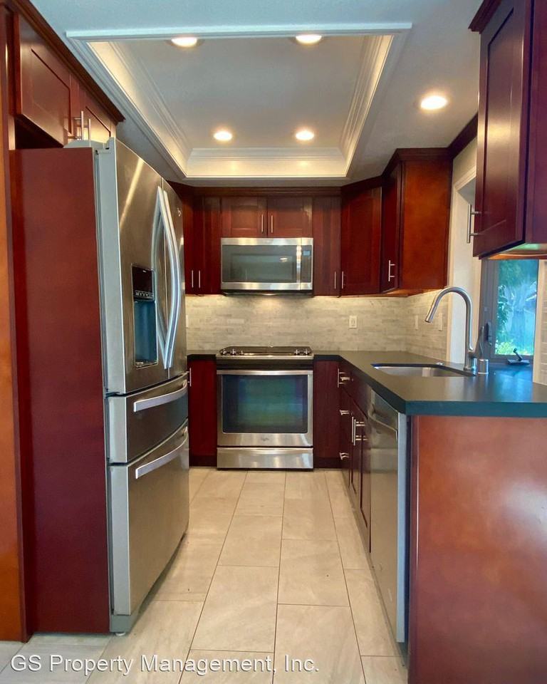 2594 Mabury Sq - Photo 2 of 21