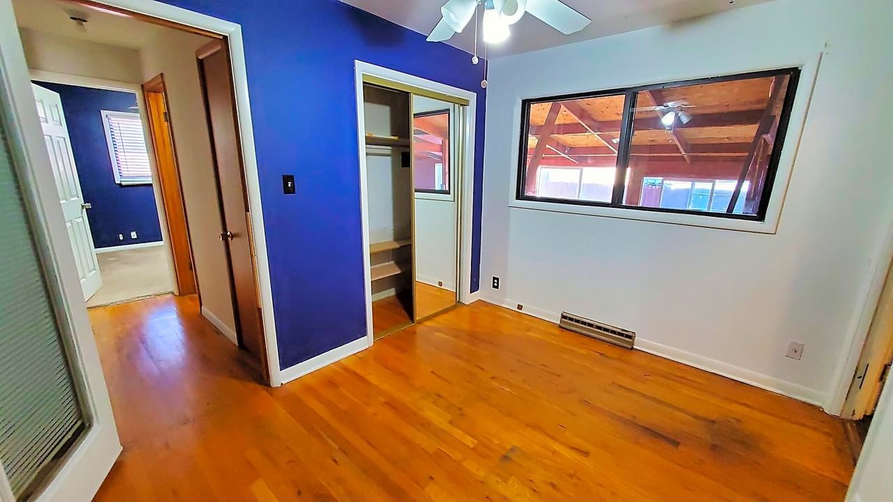 1364 S Benton St - Photo 3 of 18