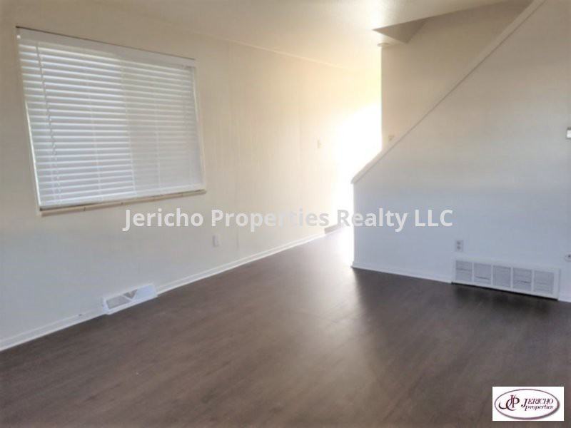 5146 Tabor St - Photo 3 of 8