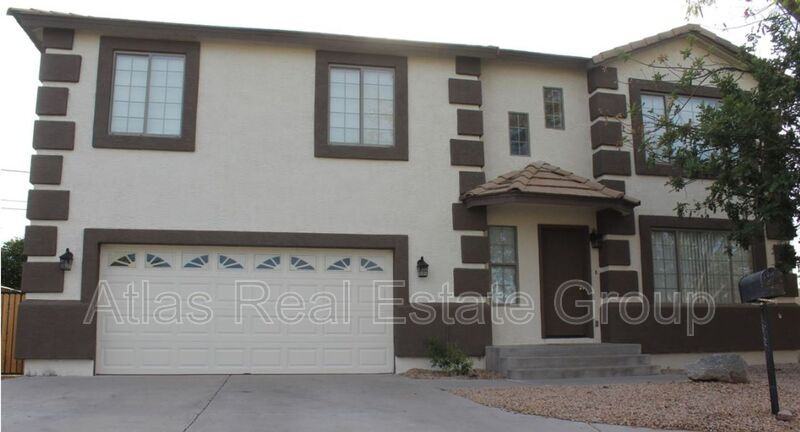 330 N Fresno St - Photo 2 of 19