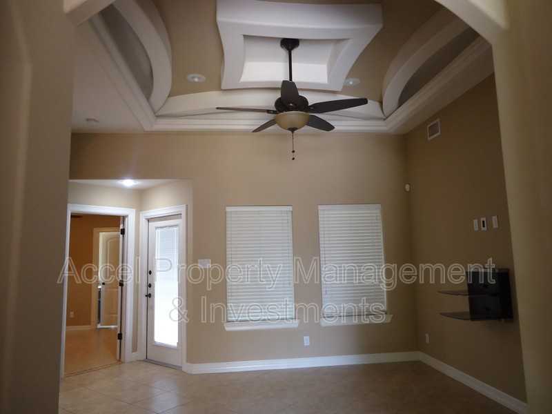8902 N 36th Ln - Photo 3 of 12