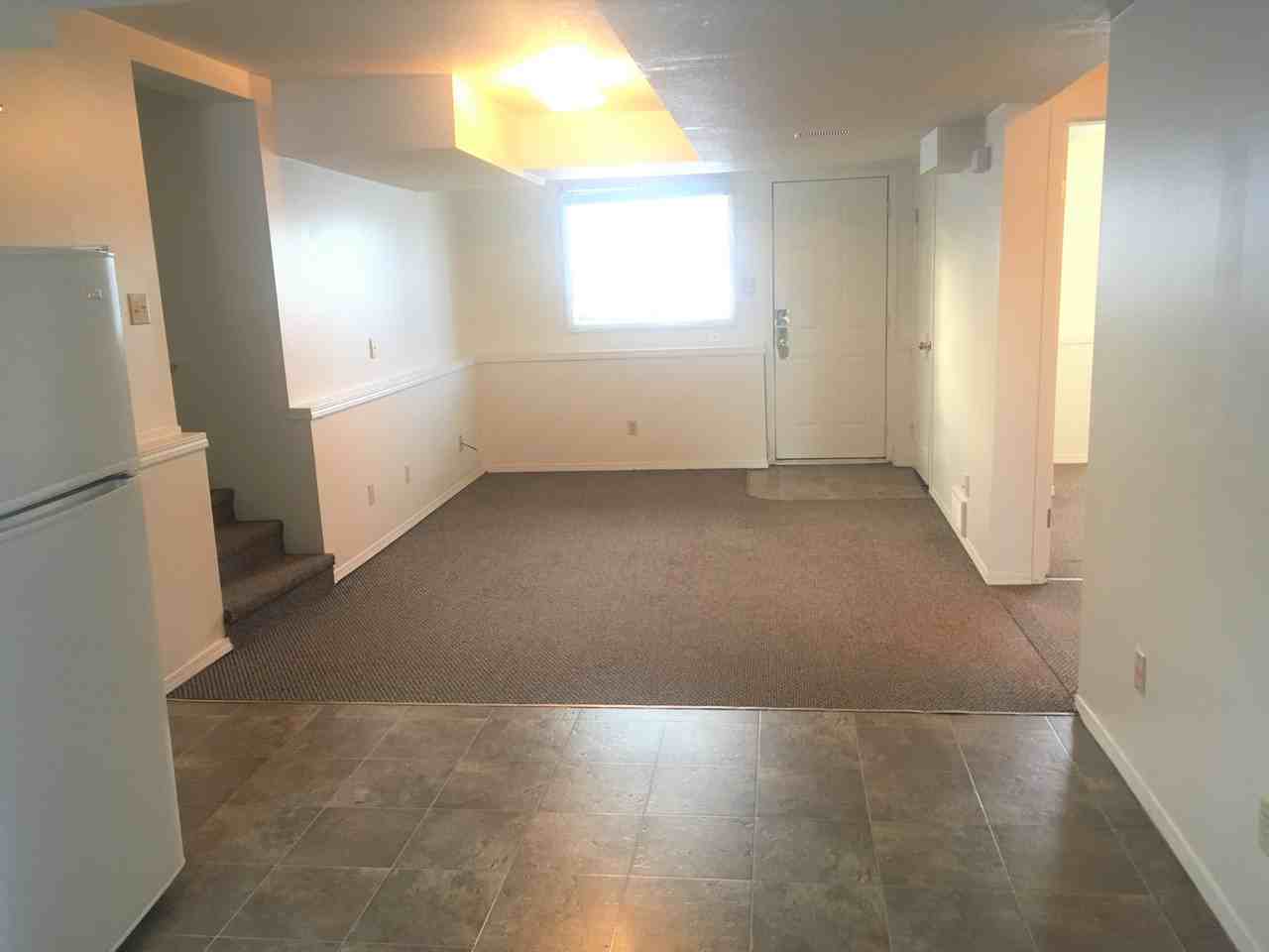 1003 Garnet Street #B - Photo 2 of 9