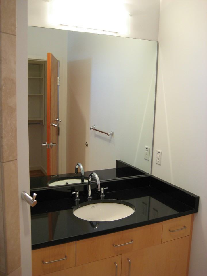 455 Glen Iris Dr Ne #P - Photo 2 of 8