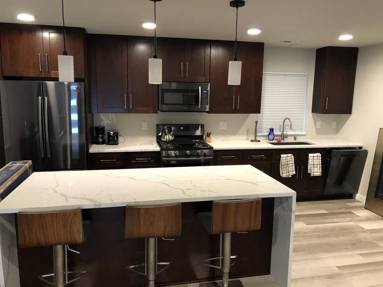 513 West 17th Avenue - Photo 3 of 15