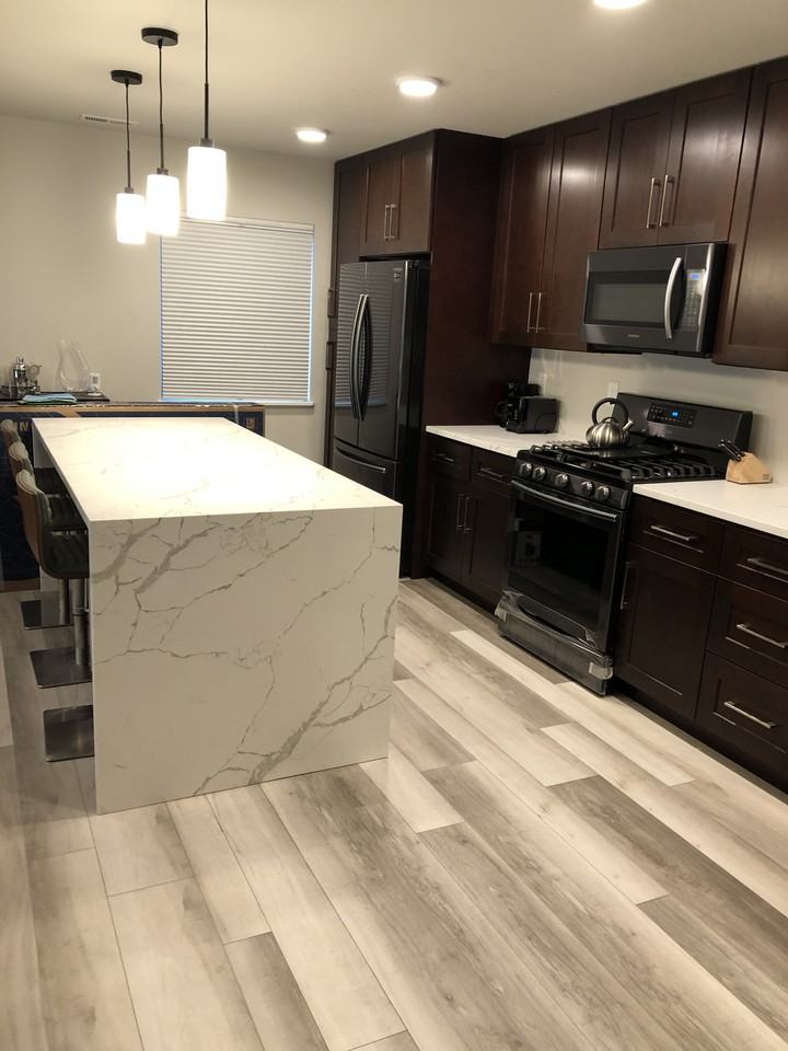 513 West 17th Avenue - Photo 2 of 15