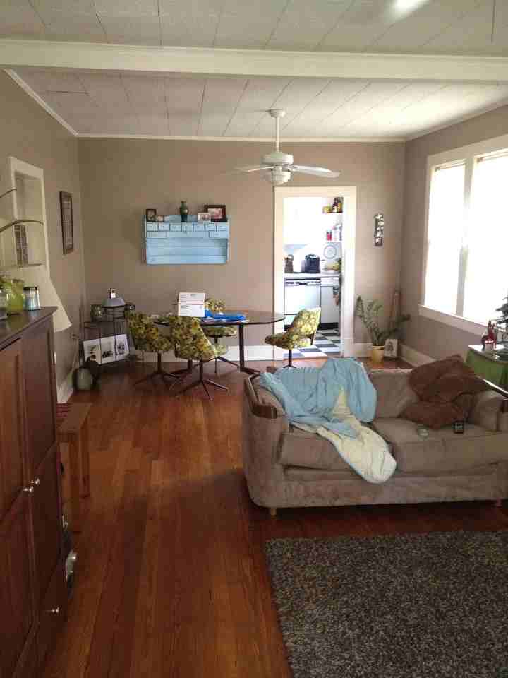 2288 York Avenue - Photo 2 of 12