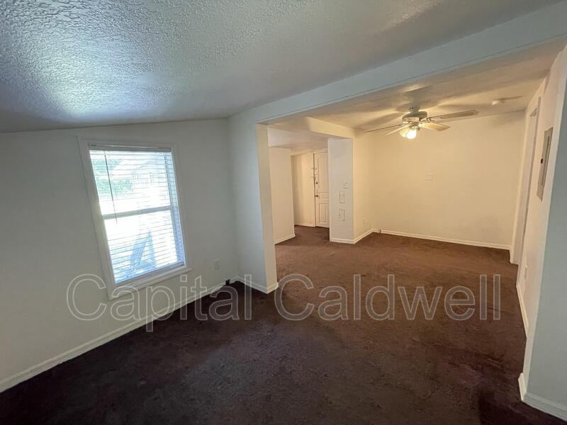 4104 N Ola Ave #4 - Photo 5 of 15