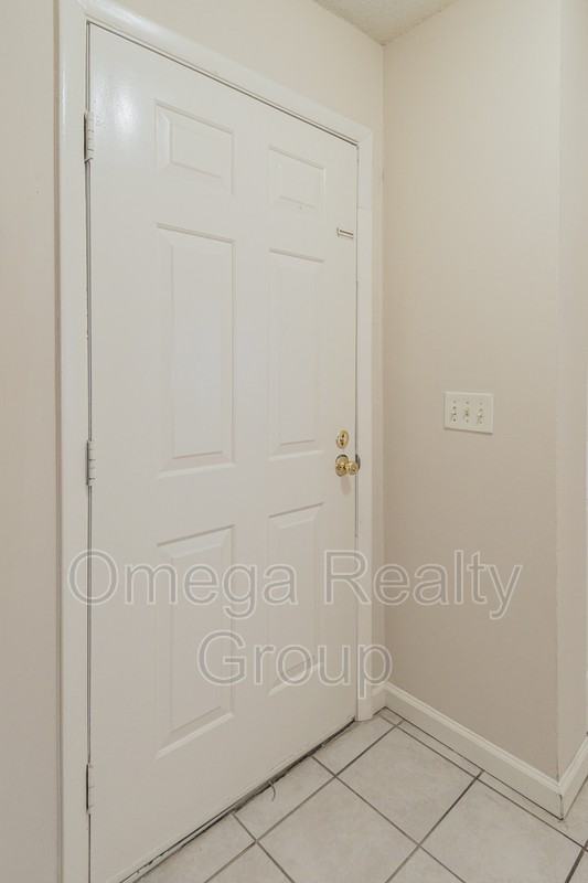 1604 14th Ave E #10 - Photo 5 of 24