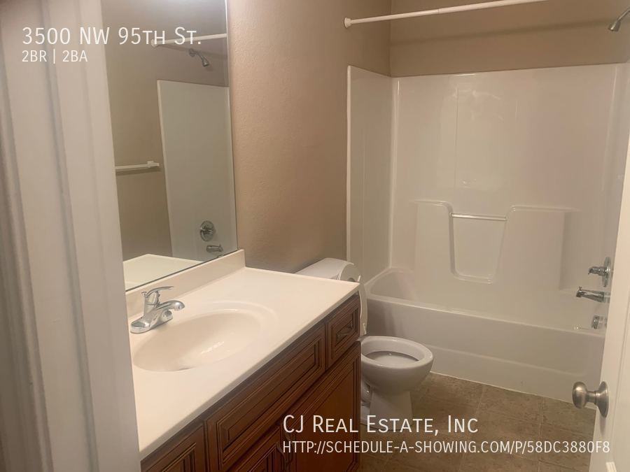 3500 Nw 95th St - Photo 7 of 9