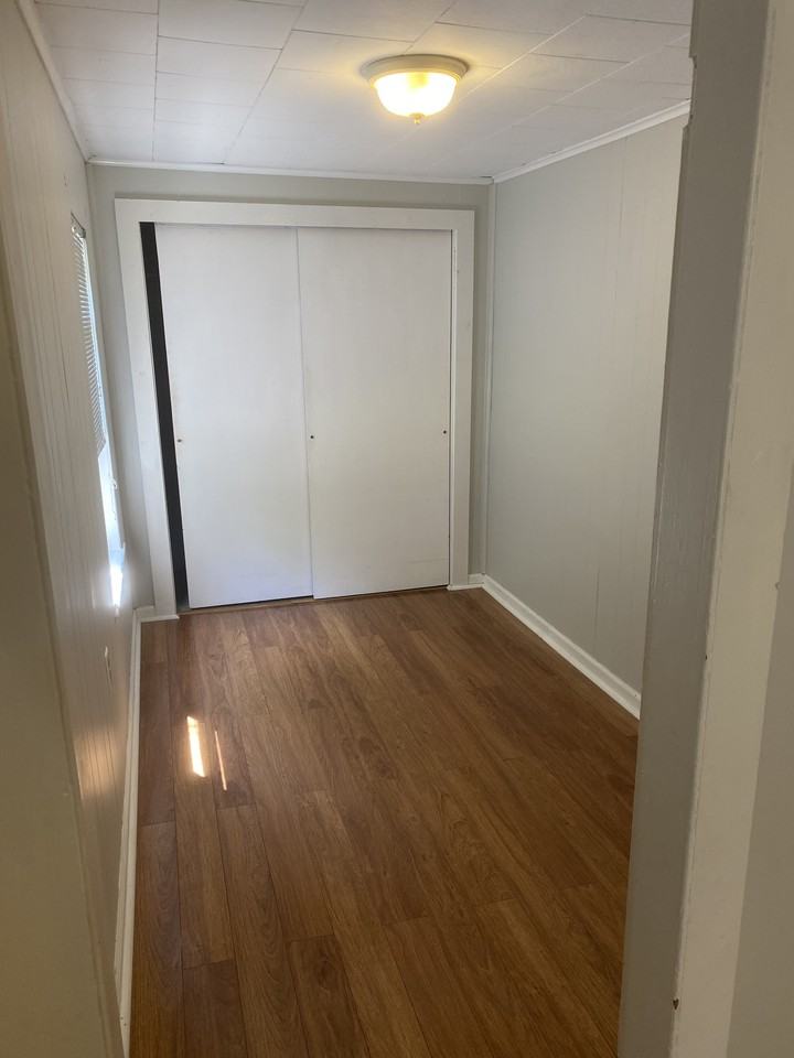 19 Arch St - Photo 2 of 3