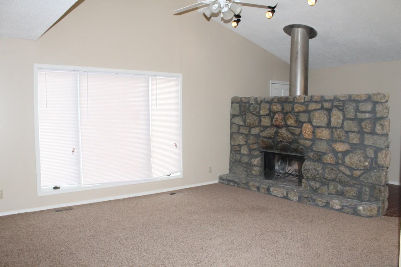 6506 S 78th E Ave - Photo 2 of 18