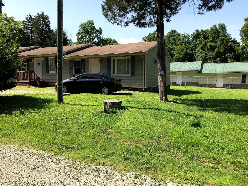 119 Lynn Drive - Photo 4 of 19