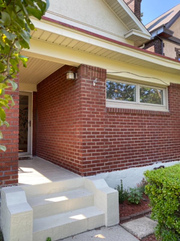 3583 Beechwood Boulevard - Photo 2 of 22