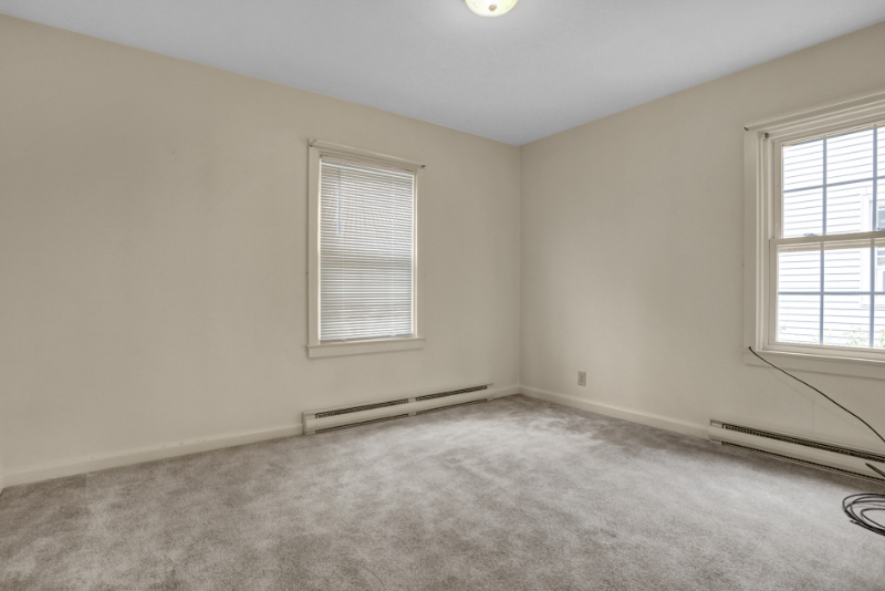 719 Franklin St - Photo 7 of 24