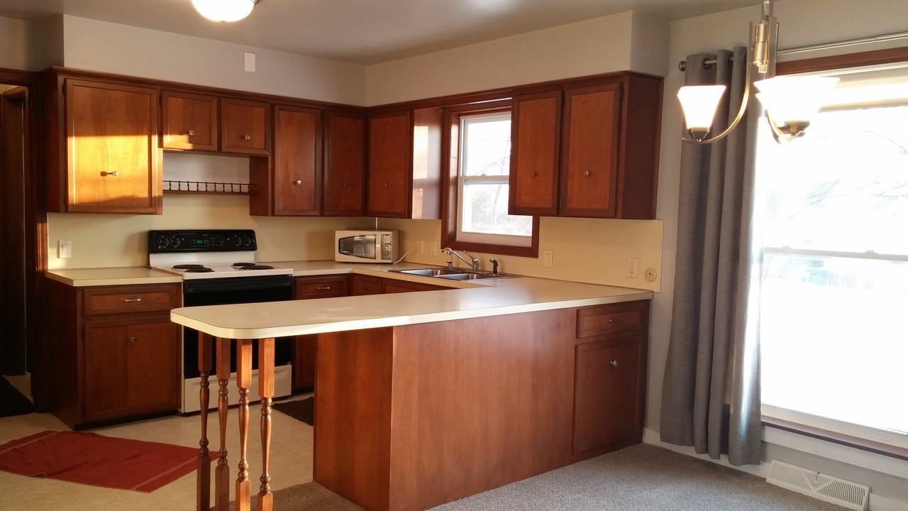 3770 Cordes Ave NW - Photo 2 of 14