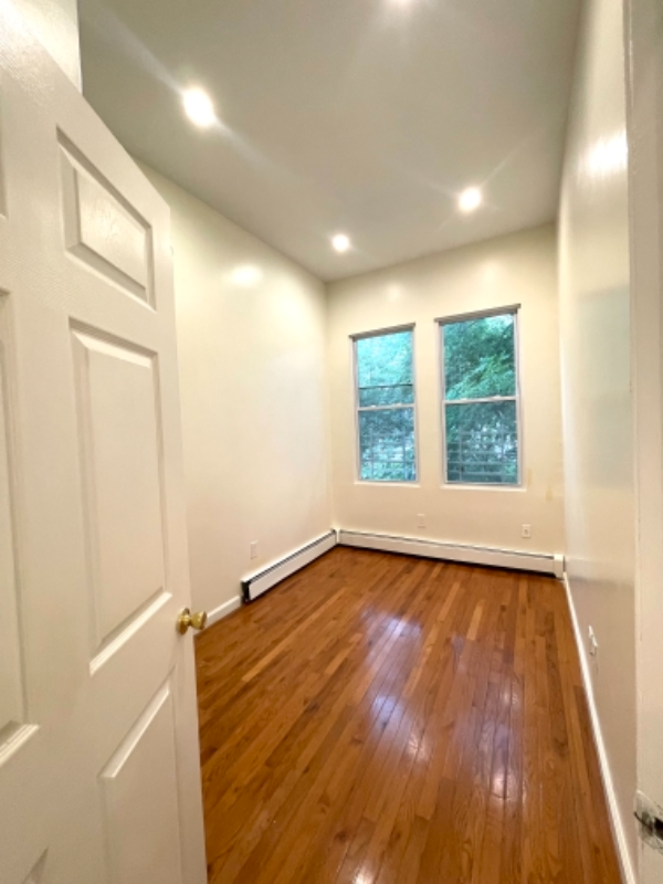 2058 Arthur Ave #2 - Photo 3 of 10