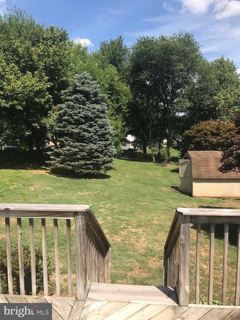 510 Burns St - Photo 2 of 10