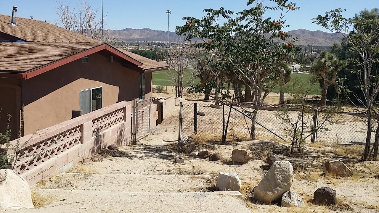 56565 Sunnyslope Drive #1 - Photo 3 of 17