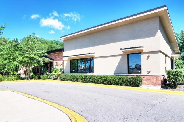 Fieldpointe Of Schaumburg - Photo 3 of 6