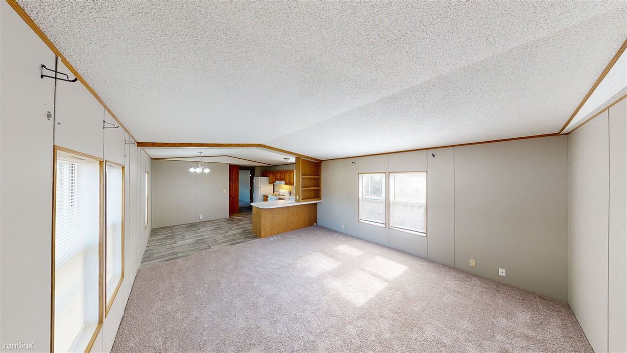 Airport Village Mobile Home Park - Photo 3 of 4