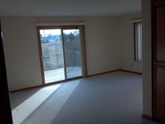 906 Vos St - Photo 3 of 6