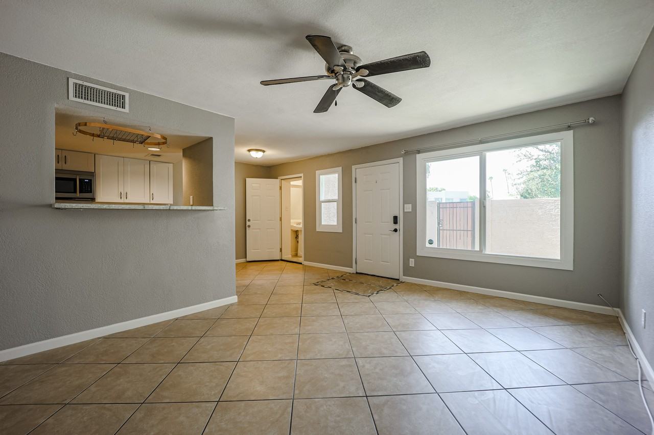 6053 N 79th St - Photo 5 of 20