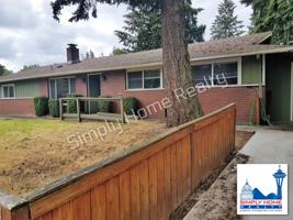 featured image of 1203 Wynoochee Place Northeast