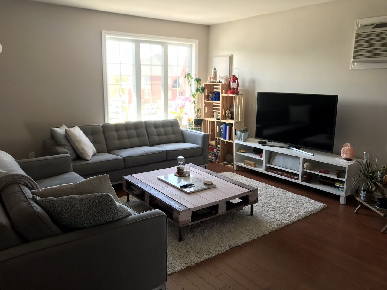 1018 Boul WilfridLavigne, Gatineau, QC J9J 0L3 2 Bedroom Apartment for