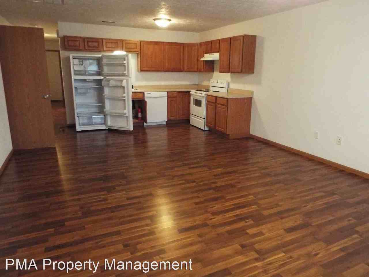 1701 Easy Street - Photo 3 of 9