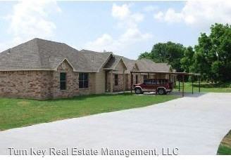 121-123-125-127 Sunburst Court - Photo 2 of 23