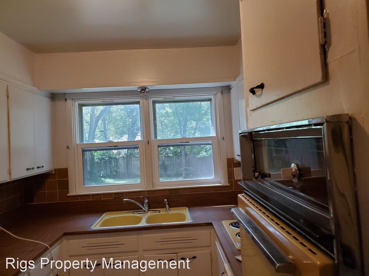 4317 Sw Drury Ln - Photo 2 of 9