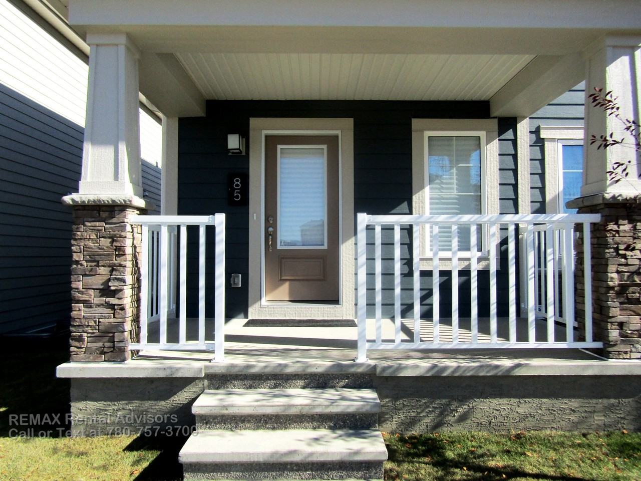 85 Yorkville Blvd Sw - Photo 2 of 18