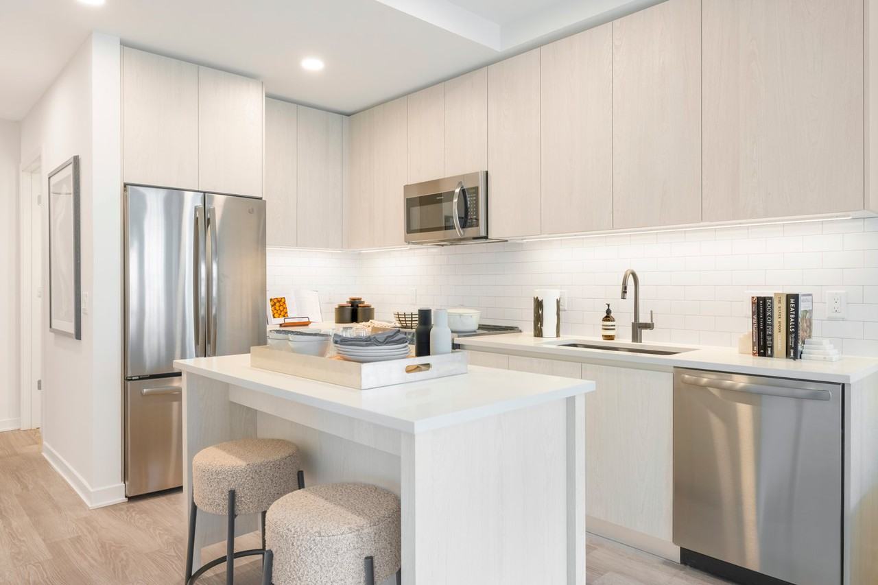 Platform - Photo 7 of 50