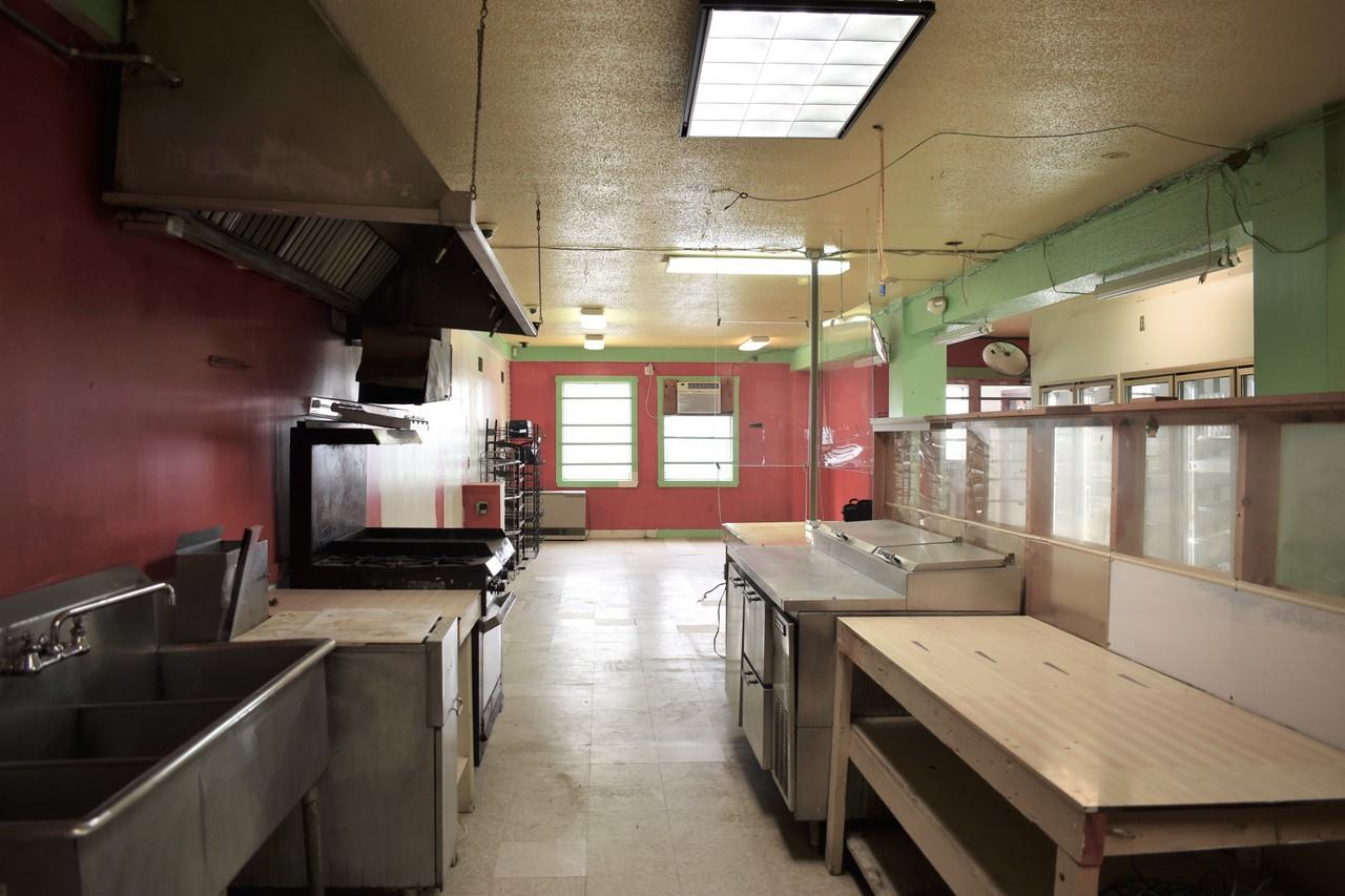 124 Bartlett Street - Commercial Space - Photo 2 of 15