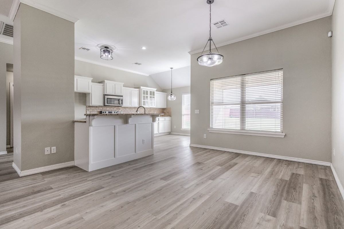 6528 Nw 163rd Ter #1 - Photo 5 of 10