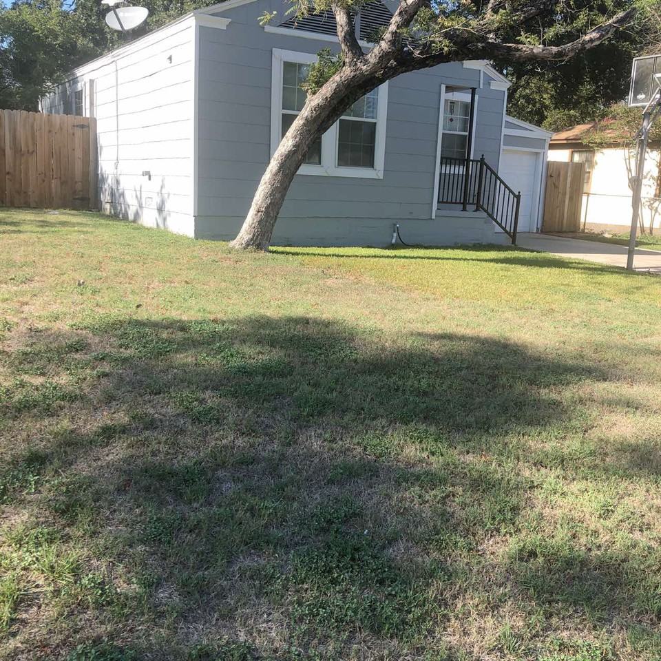 5016 Sherwood Dr #1 - Photo 2 of 6